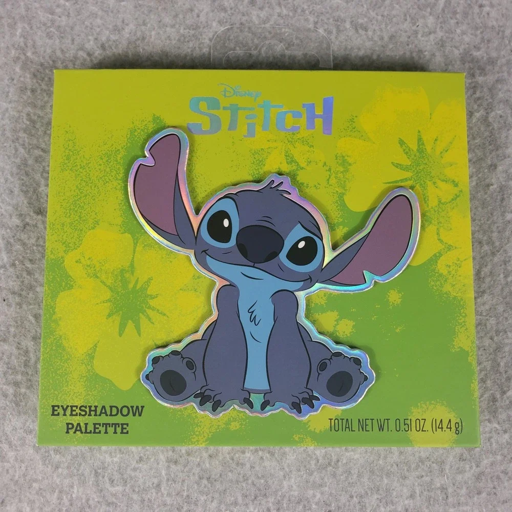 Disney Stitch Makeup Set Taste Beauty Eyeshadow Palette &‎ 2pc Molded Lip Balms